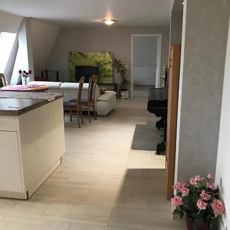 Zum Bahnhof Apartment